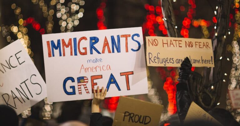 us-citizenship-the-ultimate-guide-to-naturalization-constitution-of